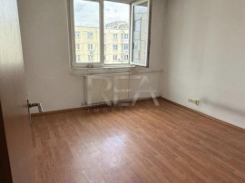 2 camere, 7/8, bloc 1986, 50,6 mp- Lujerului