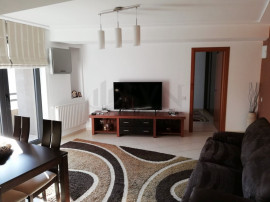 Apartament 3 camere Decebal l Imobil 2009