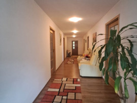 Casa compusa din 2 apartamente distincte, Tomesti