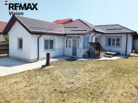 Casă si teren de v&acirc;nzare | Craiova | Strada Rachitei zo...