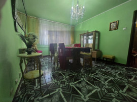 Apartament 3 camere etaj 2 - Piata Rahova- bloc anvelopat...