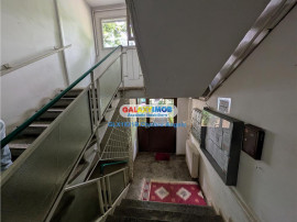 Drumul Taberei,ap. 3 camere, decomandat, etaj 2 din bloc cu
