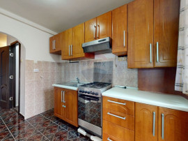 2 Camere | Astra | Vedere T&acirc;mpa | Etaj 8 | 85.000 &euro; | ...