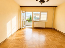 Apartament 4 camere suprafata mare zona Scriitorilor Brasov