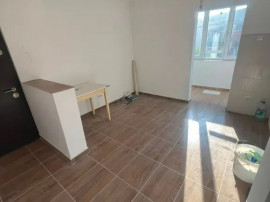 Apartament 2 camere decomandat str. Garoafei