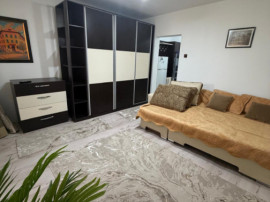 Garsoniera renovata de inchiriat, 31 mp, zona Brazda lui Nov