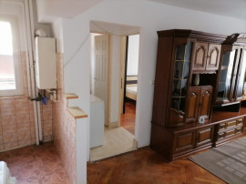 Apartament 2 camere în Deva, zona Dacia, etaj 1