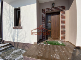 Casa/duplex LA CHEIE cu 4 camere in Sura Mica - Sibiu