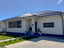 Casa individuala 4 camere The 8 Residence Balotesti