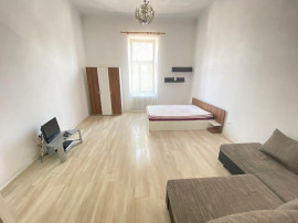 Apartament 2 camere la casa zona Podgoria-Lacului, etaj 1