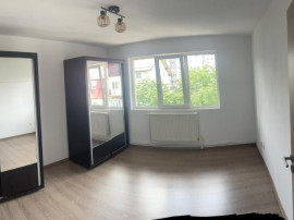G.Enescu-Apartament 2 camere decomandat,centrala,45000Euro