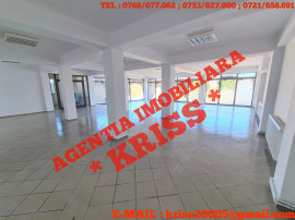 Închiriez Spațiu 200 Mp. SEMICENTRAL Pitești Liber Renovat