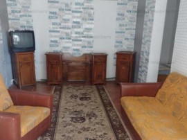 Parter Balcon 7m, 2 cam Finisat , posibil spatiu comercial