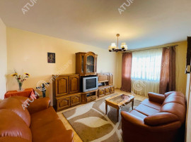 Apartament cu 3 camere decomandat de inchiriatin Sibiu in Va