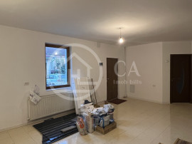 Apartament la casa cu 3 camere de Ultracentral Oradea