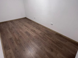 Apartament 3 camere - Faleza Nord - 130.000 euro (Cod E5)