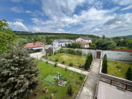 Casă P + M 369 mp utili, teren 1.515 mp, foișor, Leamna de