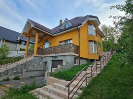 Casă/vilă, pensiune cu teren 2150mp în Baltatesti, Neamț