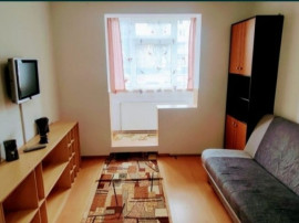 Apartament 3 camere Calea Bucuresti parter,107000 Euro