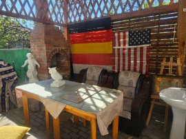 Casă + terasa, 50 mp - zona centrala - Grădina Publică