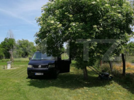 Teren intravilan de vanzare, 1800 mp, cu casa demolabila, zo