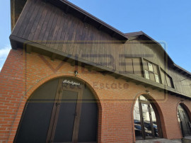 Spatiu comercial- cafenea/ showroom /restaurant