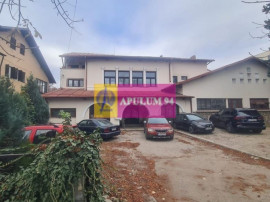 Spatiu comercial de vanzare in Campina