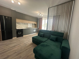 Apartament de inchiriat &ndash; Centru, 3 camere, bloc nou
