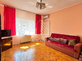 Apartament cu 2 camere la curte comuna in