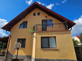 Casa moderna,Sacele,singur in curte,ideala familie,260000 Eu