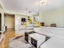 Apartament de ansamblul Bermo, zona Banu Maracine