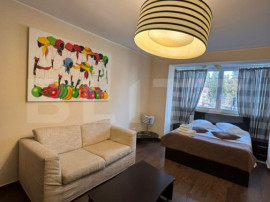 Apartament 2 camere renovat complet, poziție centrală, Pre