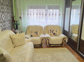 Vand apartament 3 camere decomandat in Deva, Pescarilor, parter inalt