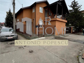 Casa 5 camere, in Ploiesti, zona Bd. Castanilor/ Gara de Sud