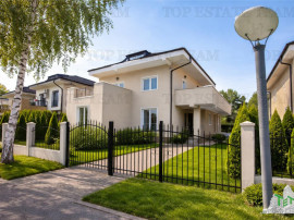 For Sale/Villa Family/Complex Privat/Lac/Crevedia