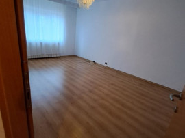Apartament 3 camere decomandat, et. 1, Tomesti