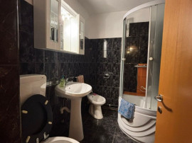 Ap. 3 cam decomandat, etajul 1, centrală termică, bloc 1986