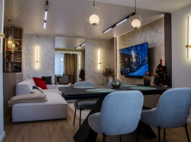 Inchiriez apartament 3 camere decomanda in Deva, zona Maniu in L-uri