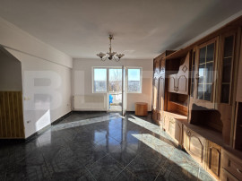 Apartament de vanzare, 69.36 mp, zona Micro 16