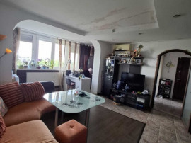 De vanzare-apartament 3 camere-Antiaeriana