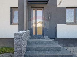 Casă smart finisaje premium, 700 mp teren Cartier Izvor ...