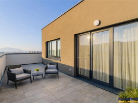 FILM3D! Penthouse spatios,luminos,terasa generoasa,Maurer,Tr