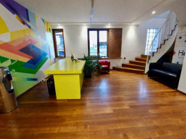 Triplex - 6 camere I Terasa 75 mp I View Superb I De vanzare