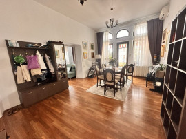 Apartament Superb in vila 4 Camere de Gradina Icoanei
