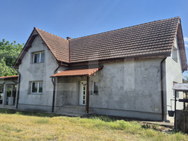 Casa cu 3 dormitoare de vanzare, 150 mp, teren 1345 mp, loca