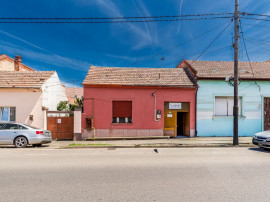 Calea Timisorii Casă solidă din cărămidă cu potenți...