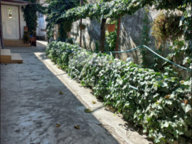 Teren de 435mp cu utilitati si deschidere 14 m- Coiciu / con