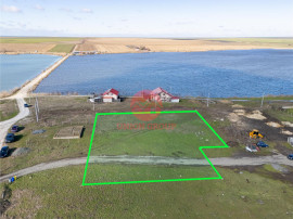 Teren Intravilan 615 mp Langa Lac, Corbu
