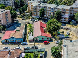 Casă individuală cu potențial comercial excelent in ca...