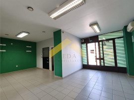 Spatiu comercial de inchiriat zona Alfa